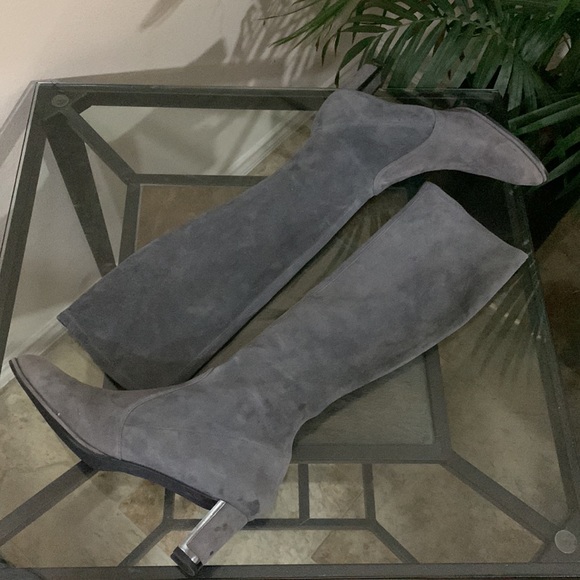 STUART WEITZMAN Suede Metal trim Heel Boots - Picture 4 of 12
